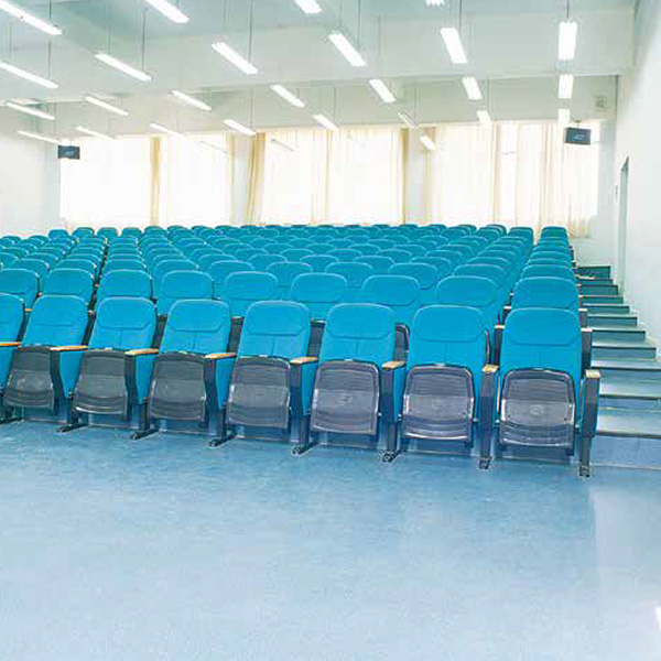  贵阳六中英语实验学校